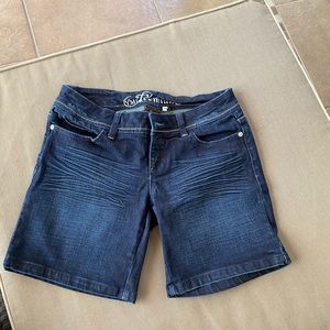 YMI premium dark blue denim Bermuda short